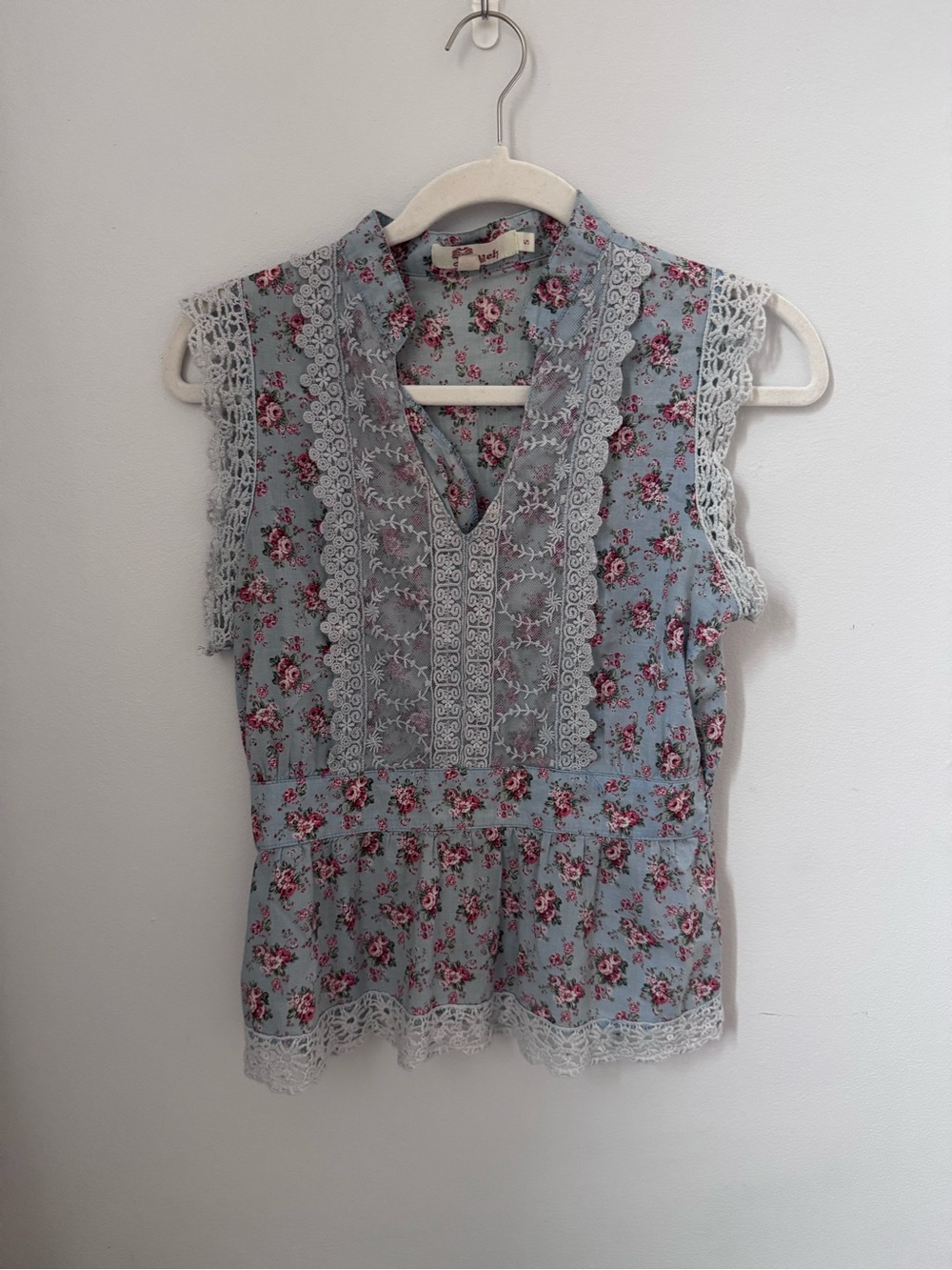 Aryeh Light Blue Floral Lace-Trim Camisole